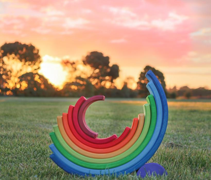 10705-grimms-inverted-sunset-rainbow-10-pieces-oskars-wooden-ark-4048565107051-06_821x700.jpg
