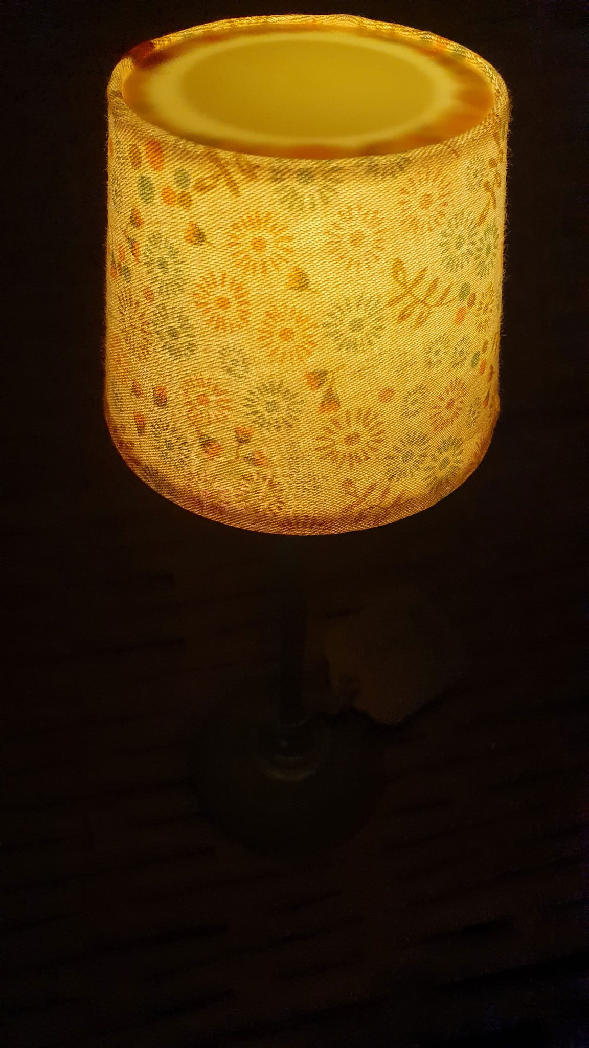 lampka_miętowa_światło2.jpg