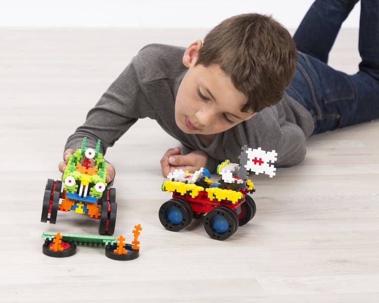 Monster-Trucks_6.jpg